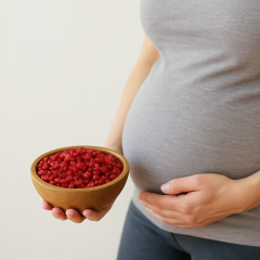 خطر یا درمان؟ 7 حقیقت درباره زرشک در بارداری که باید بدانید